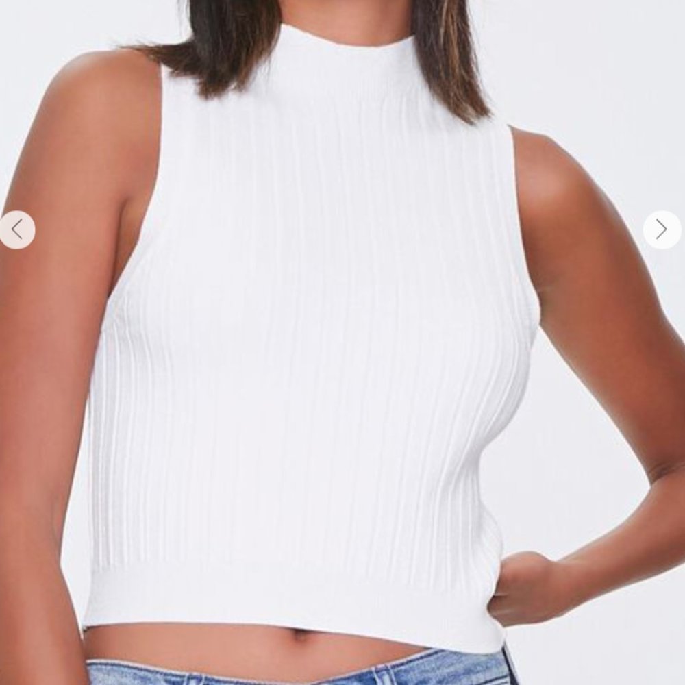 Sophisticated White Crop Top - Medium
